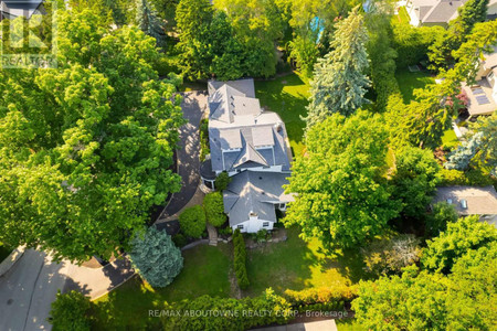 317 Gloucester Avenue, Oakville