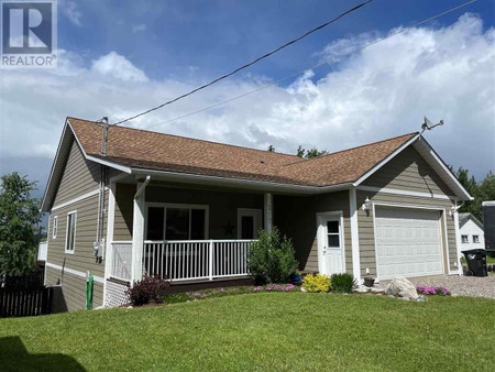 317 W 6th Street, Vanderhoof