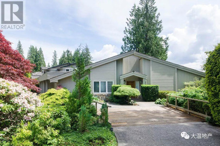 3180 Westmount Place, West Vancouver