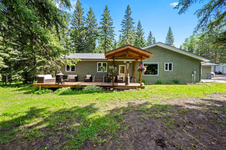 32 32545 Range Road 52, Rural Mountain View County