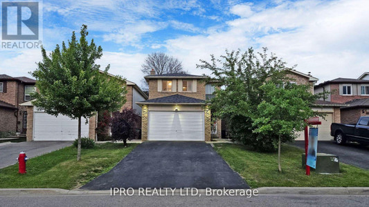 32 Dafoe Crescent, Brampton