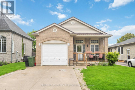 32 Donker Drive, St Thomas