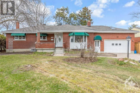 32 Roundhay Drive Unit A, Ottawa