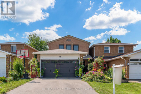 32 Saturn Drive, Brampton Madoc