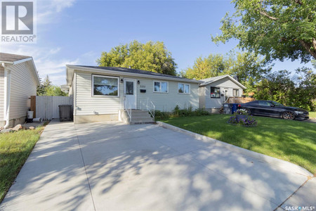 3212 Massey Drive, Saskatoon