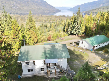 3215 Mabel Lake Road, Lumby