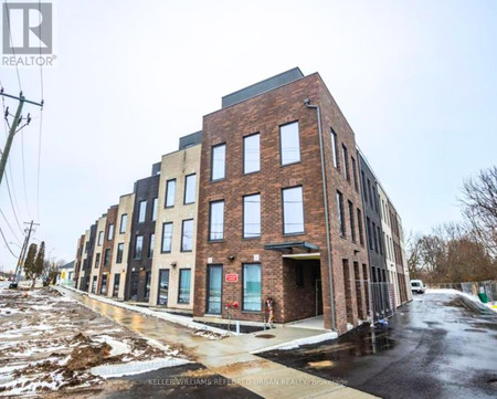 325 University Avenue W, Cobourg