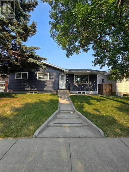 327 Rundleview Drive Ne, Calgary