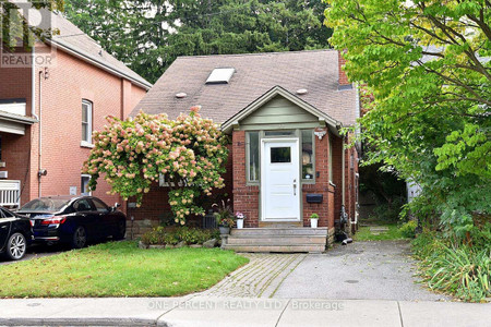 33 Cline Avenue S, Hamilton Westdale