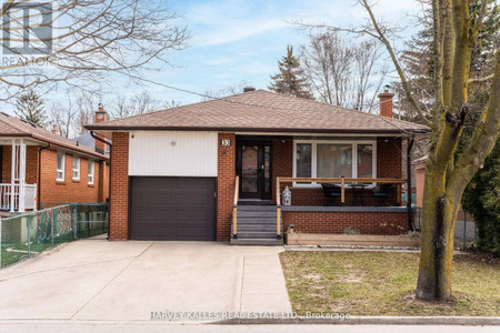 33 Madawaska Avenue, Toronto