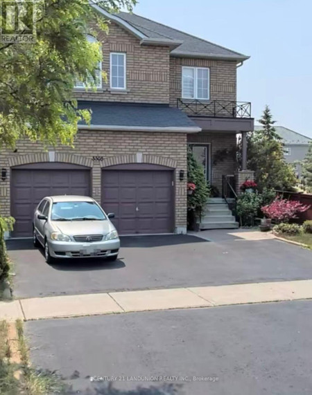 3305 Denison Street E, Markham Cedarwood