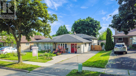 3348 Carillion Avenue, Mississauga Erindale