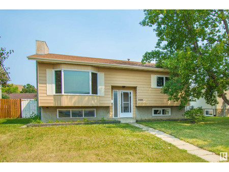 Living room - 3439 37 St Nw, Edmonton, AB T6L4Z4 Photo 1