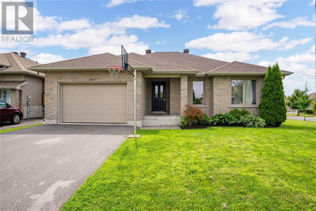 347 Glen Nora Drive, Cornwall