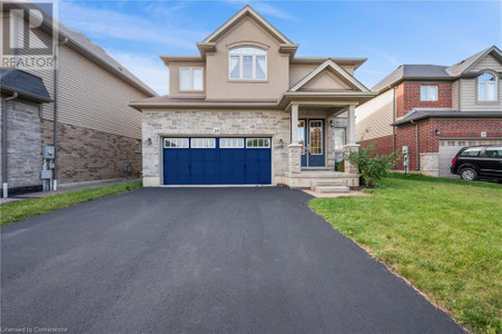 35 Dyment Court, Ancaster