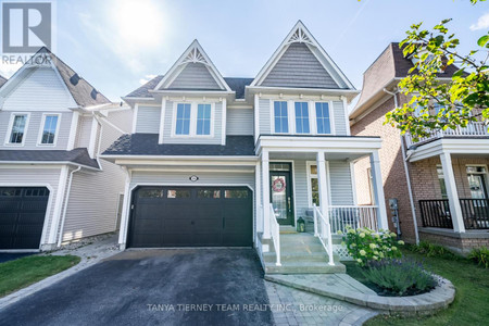 35 Eastgate Circle, Whitby Brooklin