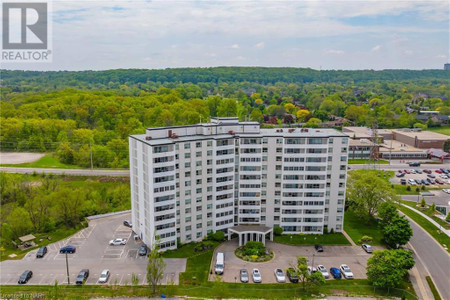 35 Towering Heights Boulevard Unit 804, St Catharines