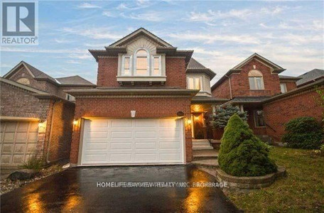 352 Hewitt Circle, Newmarket