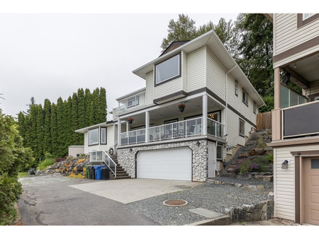 35505 Dina Place, Abbotsford