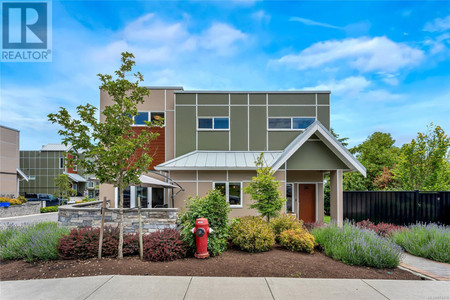 36 4355 Viewmont Ave, Saanich