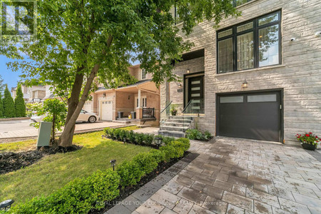 36 Portage Avenue, Richmond Hill