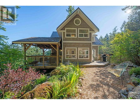 360 Creek Road, Bowen Island