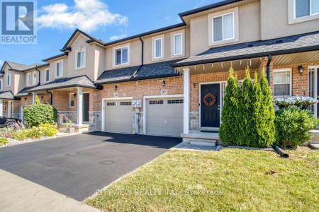 37 9 Hampton Brook Way, Hamilton Mount Hope