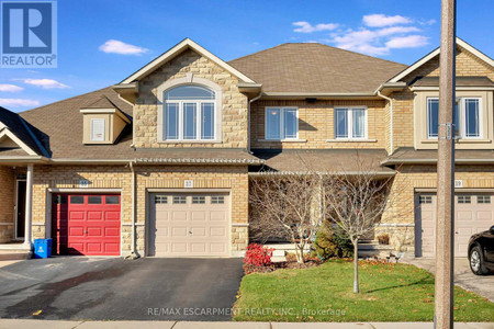 37 Celestial Crescent, Hamilton Hannon