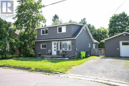 37 Nichol Ave, Sault Ste Marie