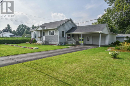 3789 B Line Road, Pembroke