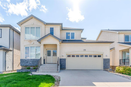 38 Hill Grove Point, Winnipeg