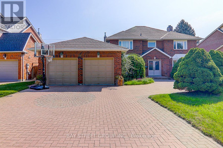 39 Calderbridge Crescent, Markham