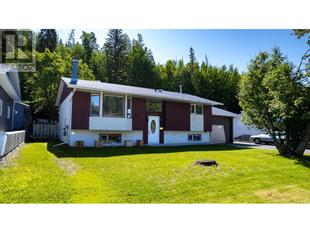 Dining room - 3904 Bellamy Road, Prince George, BC V2K3V7 Photo 1