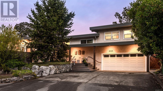 3955 Tulsa Dr, Saanich