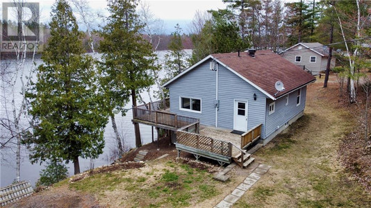 396 A Rantz Road, Petawawa