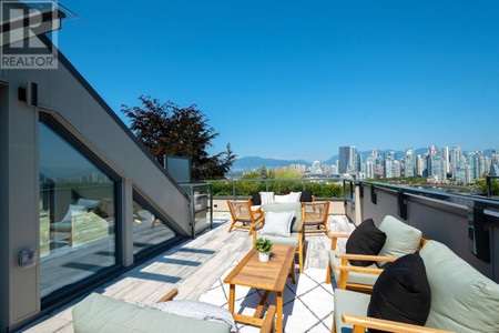 4 2366 Birch Street, Vancouver