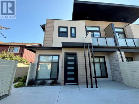 4 840 Wardlaw Avenue, Kelowna