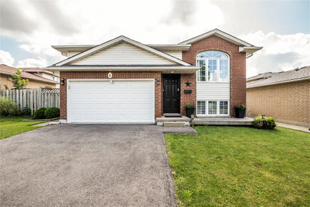 4 Foxmeadow Drive, Stoney Creek