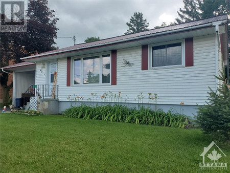 4 Labrosse Street, Moose Creek