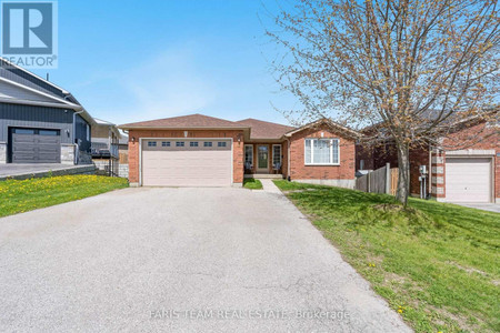 4 Marjoy Ave, Barrie