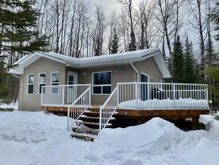 4 Samuel Hearne Crescent, Lac Du Bonnet