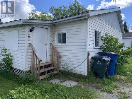 40 Huron Rd, Cochrane