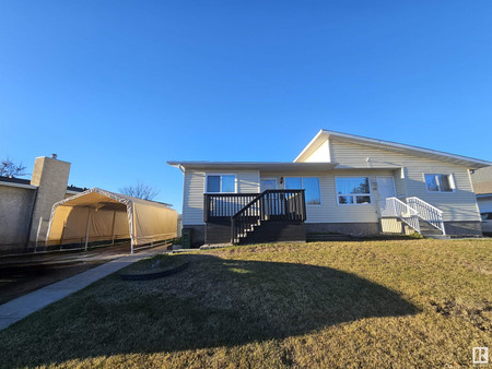 40 Warwick Rd Nw, Edmonton