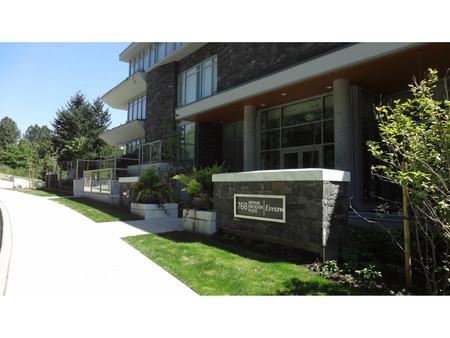 400 768 Arthur Erickson Place, West Vancouver