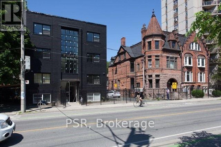 402 256 Sherbourne Street, Toronto