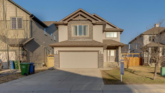 403 Coopers Drive Sw, Airdrie Sold House | Ovlix