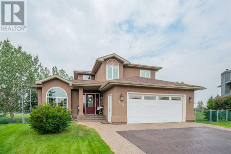 409 Lakeside Greens Place, Chestermere