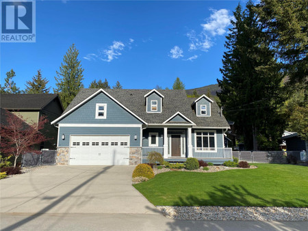 41 Montcalm Crescent, Sicamous