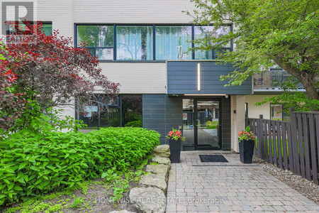 411 70 Parkwoods Village Drive, Toronto Parkwoods Donalda