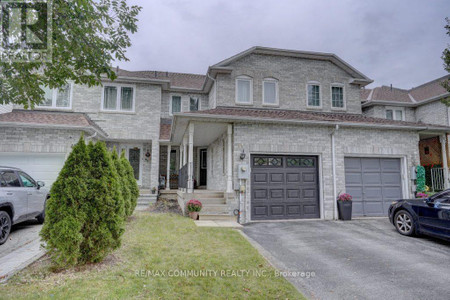 42 Booth Crescent, Ajax Central